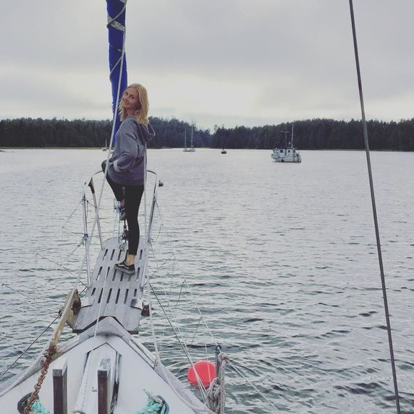 Meet your Posher, Sylvie - Picture 1 of 1